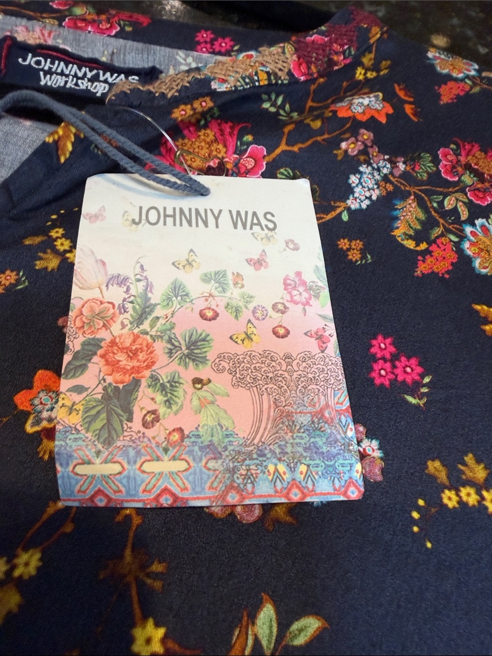 Johnny Was Flare Sleeve Velvet Trim Tunic - M New! - Picture 5 of 6